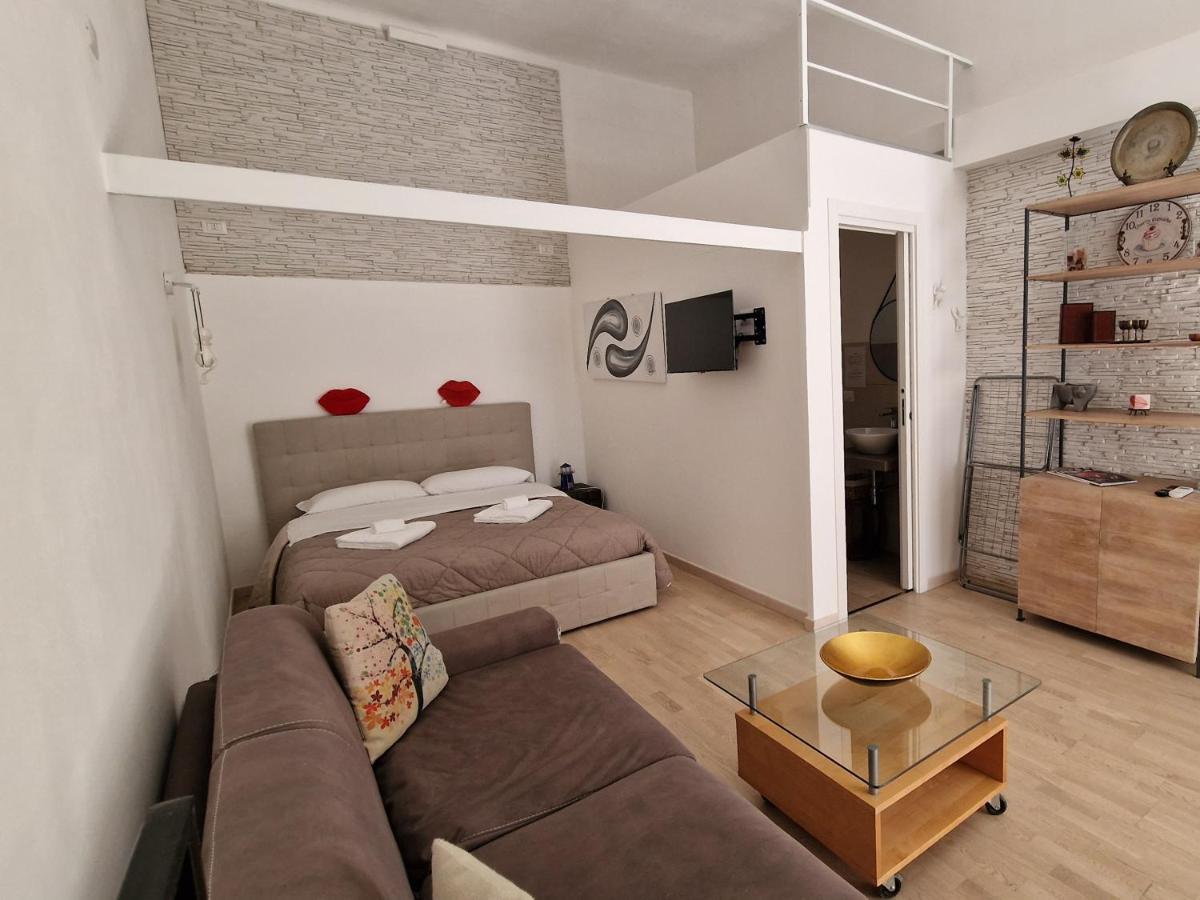 בארי 4 Via Valona - Executive Luxury Apartment מראה חיצוני תמונה