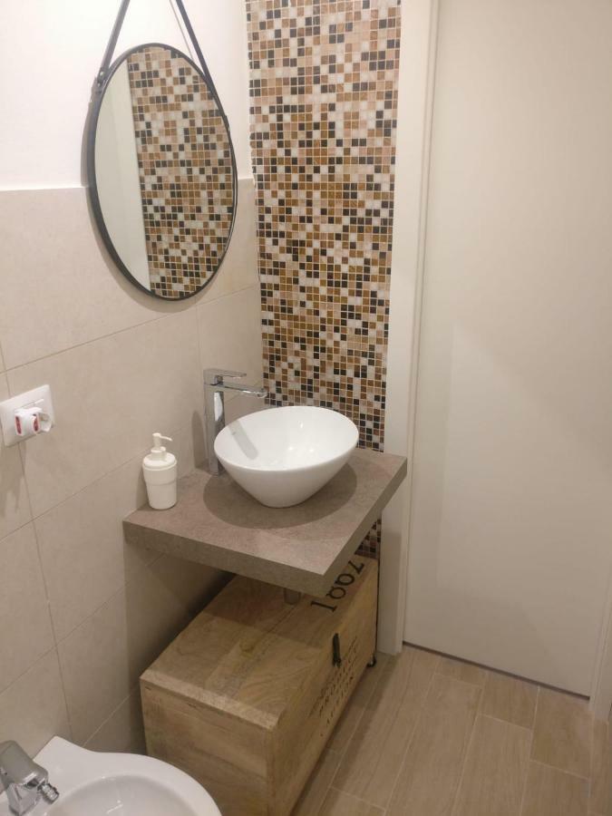בארי 4 Via Valona - Executive Luxury Apartment מראה חיצוני תמונה